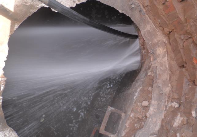 高碑店抽化粪池公司为您专业解答下管道清淤的知识